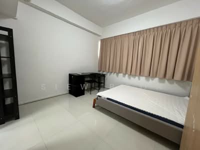 For Rent - International Plaza