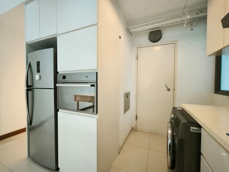 Seastrand, 11 Pasir Ris Link, Studio, 710 sqft, Condominium For Rent, by Jason Low, 25636270 - Kitchen - PropertyGuru.com.sg