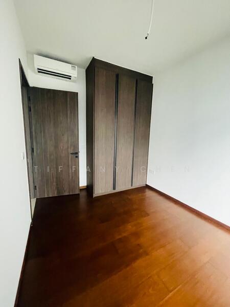 Midtown Modern, 18 Tan Quee Lan Street, Beach Road / Bugis / Rochor, 2 Bedrooms, 592 sqft, Condominium For Sale, by Tiffany Chen, 25636314 - Bedroom - PropertyGuru.com.sg