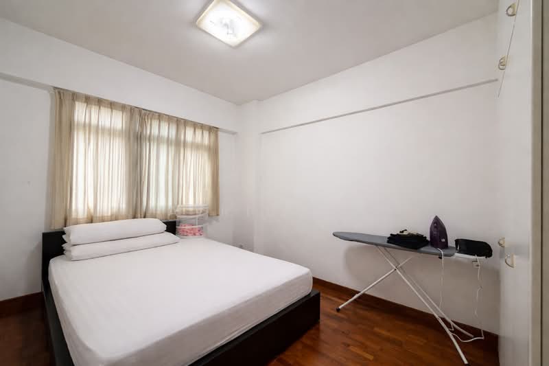 Tiara, 1 Kim Seng Walk, 2 Bedrooms, 893 sqft, Apartment For Rent, by Avril Bin, 25636328 - Bedroom - PropertyGuru.com.sg