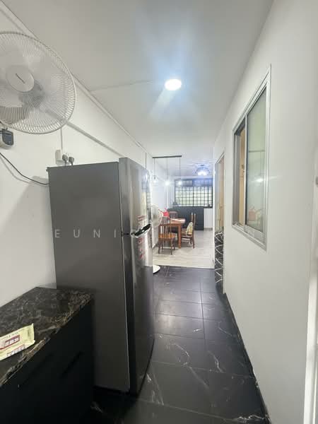 492 Jurong West Street 41, 492 Jurong West Street 41, 2 Bedrooms, 689 sqft, HDB Flat For Rent, by Eunice Chan, 25636516 - Corridor - PropertyGuru.com.sg