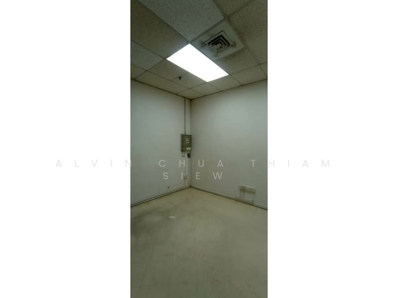 IMM Building, 2 Jurong East Street 21, 393 sqft, Light Industrial (B1) For Rent, by Alvin Chua Thiam Siew, 25636683 - CommercialGuru.com.sg