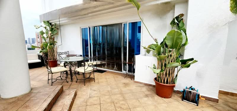 The Sierra, 80 Mount Sinai Drive, Room Rental, 100 sqft, Apartment For Rent, by Jonathan Tong, 25636902 - Balcony - PropertyGuru.com.sg