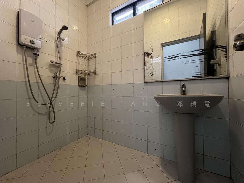 For Rent - Lowland Road