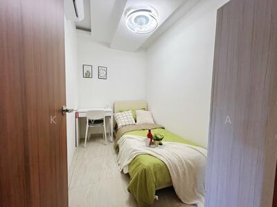 For Rent - International Plaza