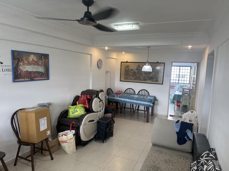 578 Ang Mo Kio Avenue 10, 578 Ang Mo Kio Avenue 10, Room Rental, 120 sqft, HDB Flat For Rent, by Benson Poh, 25637123 - Living Room - PropertyGuru.com.sg