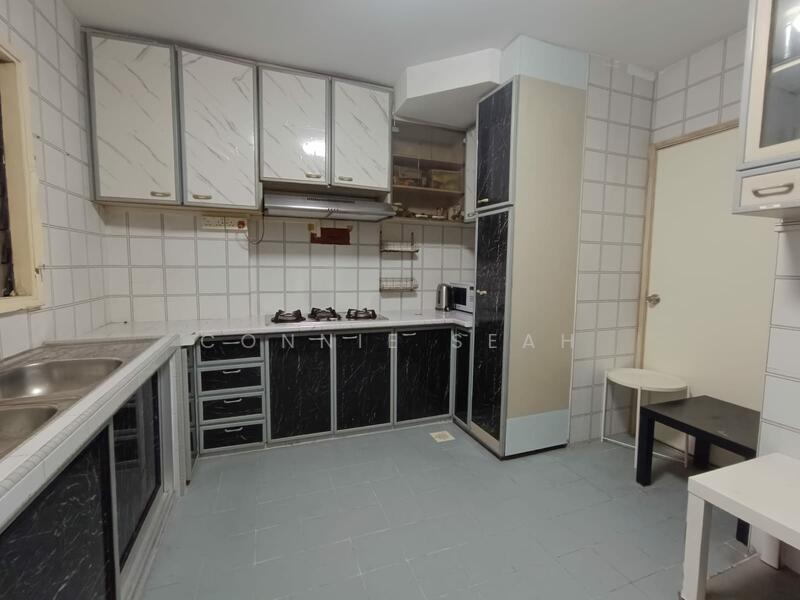 Teresa Ville, 1005 Lower Delta Road, 5 Bedrooms, 1,900 sqft, Condominium For Rent, by Connie Seah, 25637261 - PropertyGuru.com.sg
