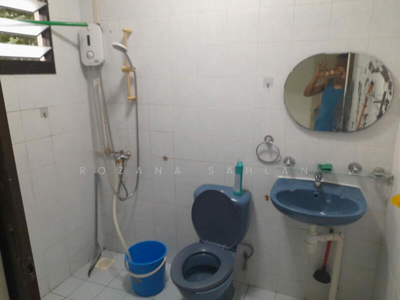 For Sale - 68 Redhill Close