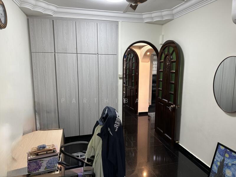 For Sale - 326 Sembawang Crescent