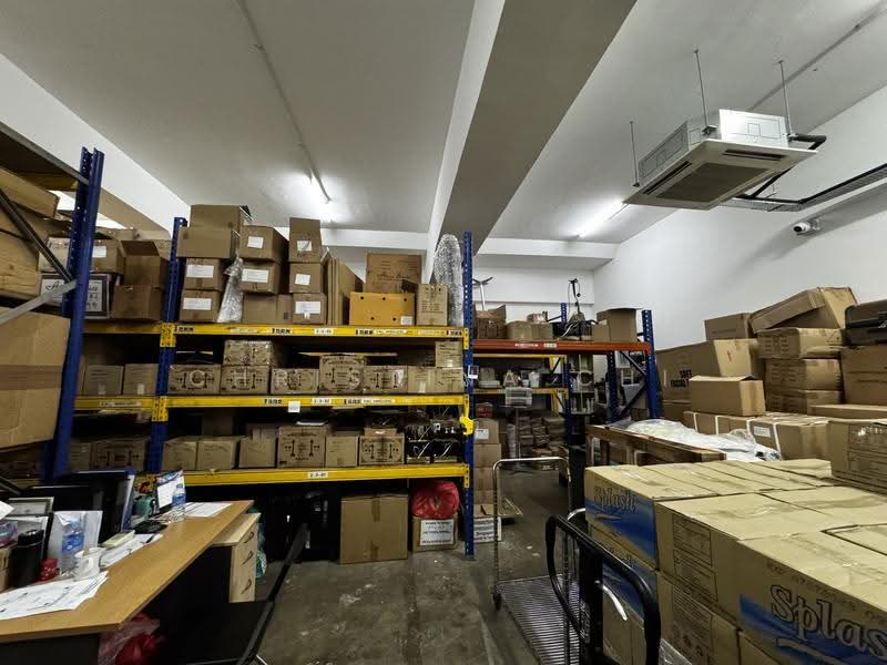 Ubi Techpark, 10 Ubi Crescent, Eunos / Geylang / Paya Lebar, 7,858 sqft, Light Industrial (B1) For Rent, by Christina Chi, 25637664 - Interior - CommercialGuru.com.sg