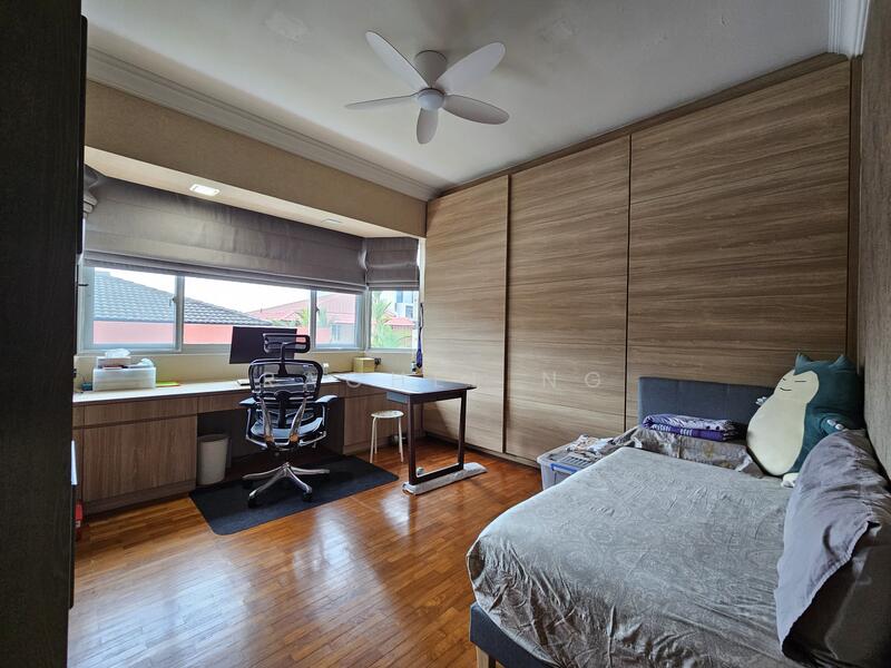 ⭐️Well Renovated⭐️Beautiful Garden⭐️Near MRT ☎️Rachel 9238.8820, Toh Yi Drive/ Kismis Road/ Kismis Ave, 5 Bedrooms, 4,000 sqft, Semi-Detached House For Sale, by Rachel Ng, 25637775 - Bedroom - PropertyGuru.com.sg
