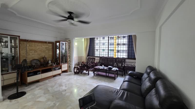 114 Bedok Reservoir Road HDB Flat For Sale at S$ 978,000 | PropertyGuru Singapore - Living Room