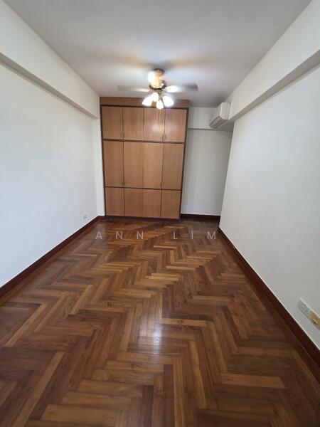 Huge Master Bedroom