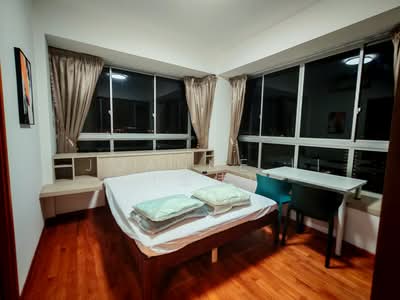 For Rent - The Parc Condominium