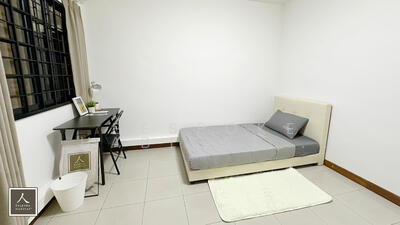 For Rent - Yunnan Gardens