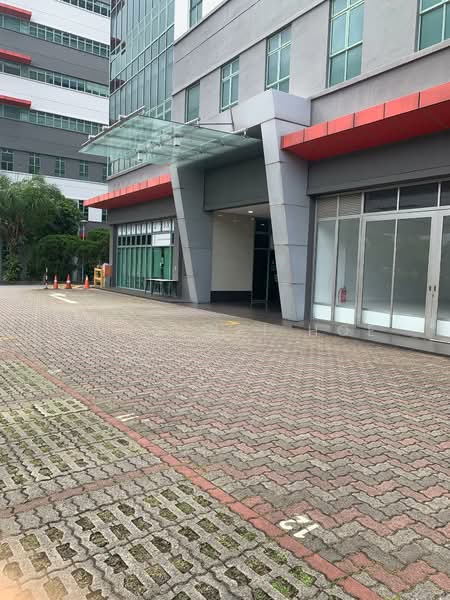ALEXANDRA Industrial Building showroom facing main road, , 2,240 sqft, Light Industrial (B1) For Rent, by Kwan Wei Hoe, 25638224 - CommercialGuru.com.sg