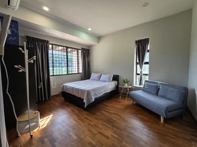 For Rent - Munshi Abdullah Walk