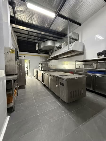 Ground floor approved F&B shop unit ready to rent, River Valley Road, Kellock Road, 1,650 sqft, Food & Beverage For Rent, by Robin Lam, 25638620 - CommercialGuru.com.sg