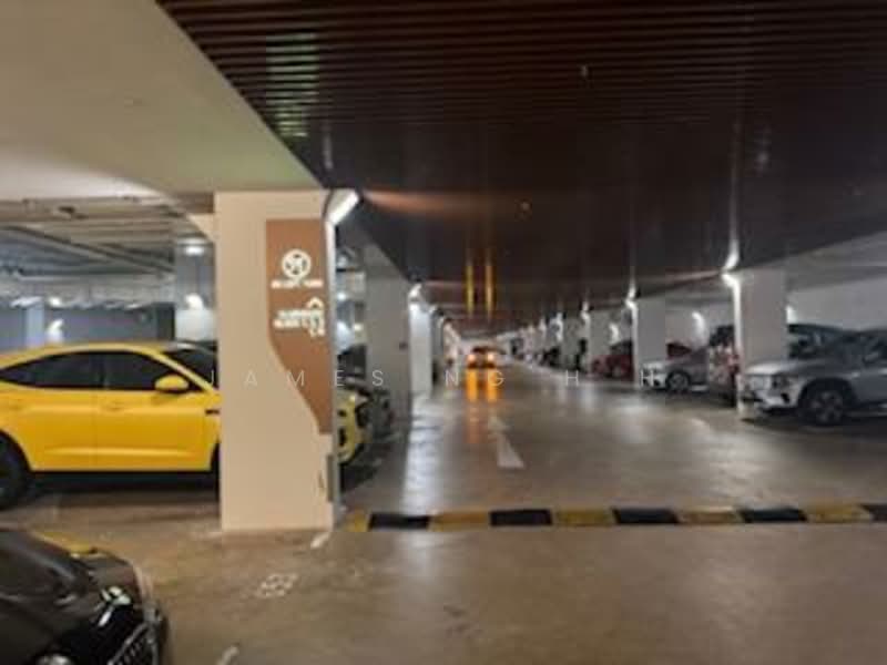 Lakeville, 9 Jurong Lake Link, 2 Bedrooms, 733 sqft, Condominium For Rent, by James Ng H H, 25638877 - Car Park - PropertyGuru.com.sg