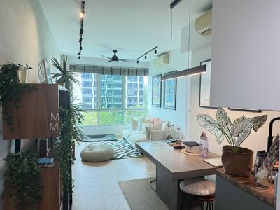 For Sale - Tree House