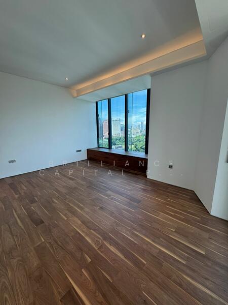 Boulevard Vue D10 | Master Bedroom 02