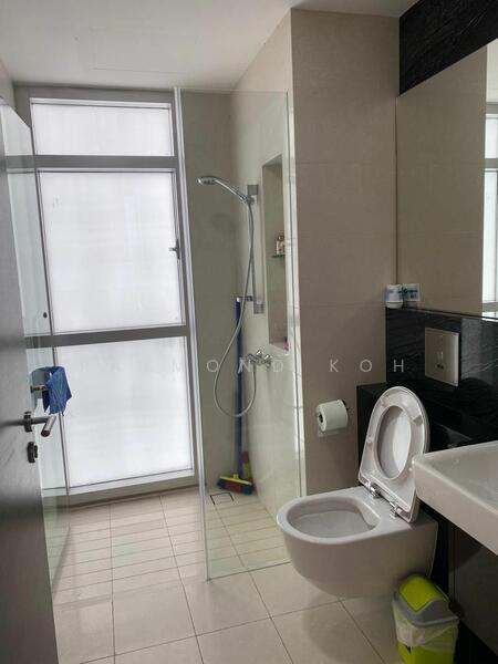 Eon Shenton, 70 Shenton Way, Chinatown / Tanjong Pagar, 1,259 sqft, Office For Sale, by Raymond Koh, 25639372 - CommercialGuru.com.sg