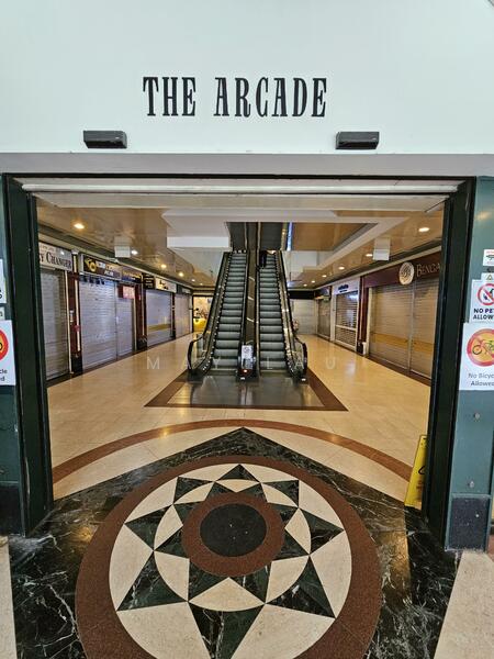 THE ARCADE, Boat Quay / Raffles Place / Marina, 366 sqft, Mall Shop For Sale, by May Lau, 25639389 - Entrance - CommercialGuru.com.sg