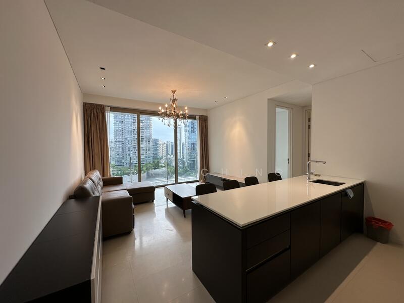 Scotts Square, 6 Scotts Road, 2 Bedrooms, 893 sqft, Apartment For Rent, by Gary Ching, 25639553 - Living Room - PropertyGuru.com.sg