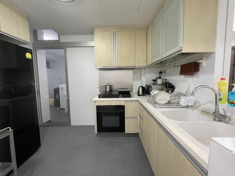 The Parc Condominium, 1 West Coast Walk, Room Rental, 200 sqft, Condominium For Rent, by Melody Azyliae Chiam, 25639585 - PropertyGuru.com.sg