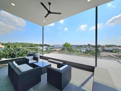 For Sale - Freehold Bungalow 2.5 Storey Attic and Basement Carpark | Toh Estate