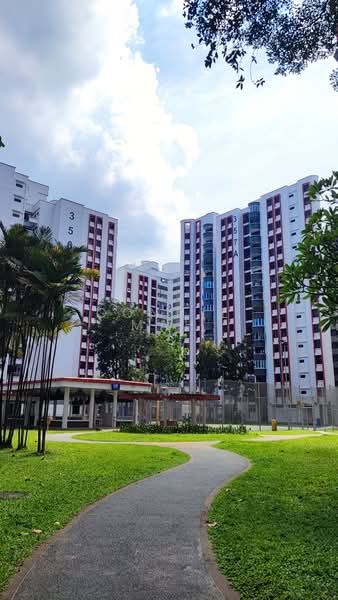 357 Admiralty Drive, 357 Admiralty Drive, 4 Bedrooms, 1,431 sqft, HDB Flat For Sale, by Connie Mah, 25639764 - PropertyGuru.com.sg