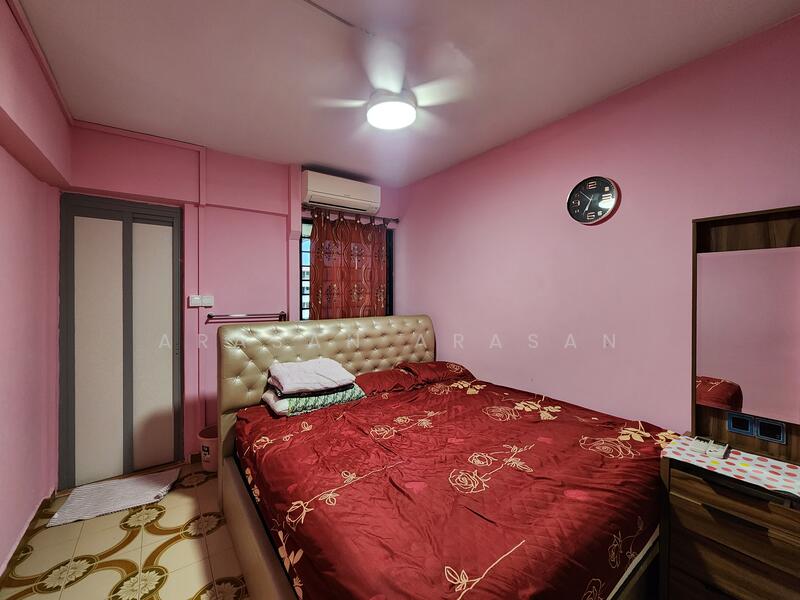 705 Clementi West Street 2, 705 Clementi West Street 2, Room Rental, 172 sqft, HDB Flat For Rent, by Arasan Arasan, 25639840 - Master Bedroom - PropertyGuru.com.sg