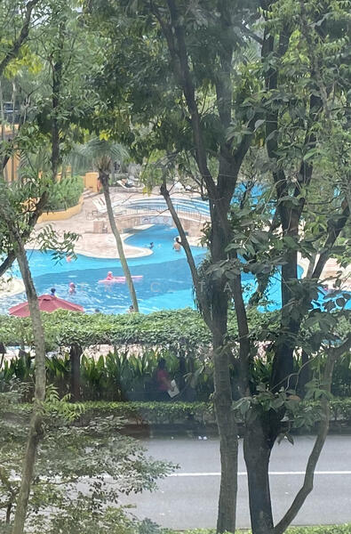 Parc Oasis, 35 Jurong East Avenue 1, Room Rental, 200 sqft, Condominium For Rent, by Eric Tan, 25639905 - View - PropertyGuru.com.sg