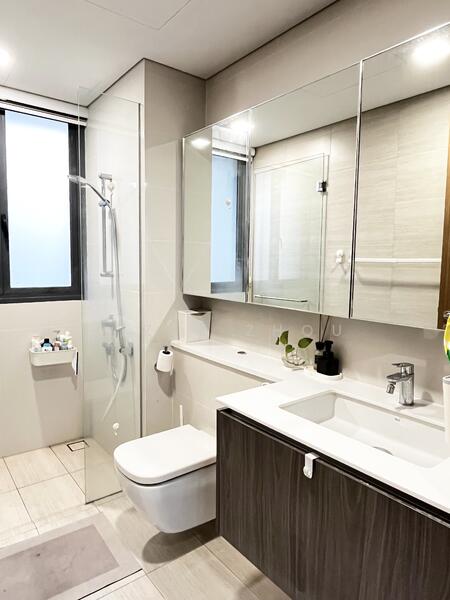 Lakeville, 3 Jurong Lake Link, 3 Bedrooms, 936 sqft, Condominium For Rent, by Lizzy Zhou, 25640058 - PropertyGuru.com.sg