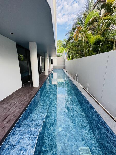 For Sale - Brand new & freehold bungalow, 4 levels with Lift, swimming Pool, wide frontage to Park 4 cars