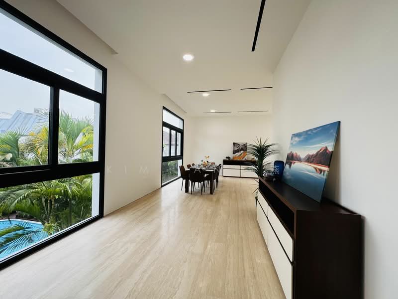 Brand new & freehold bungalow, 4 levels with Lift, swimming Pool, wide frontage to Park 4 cars, 1km to Henry Park Primary Sch-call 8130 3636 view, 6 Bedrooms, 12,110 sqft, Bungalow House For Sale, by Kim Yan 金燕, 25640075 - PropertyGuru.com.sg