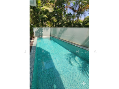 For Sale - Dunsfold 18