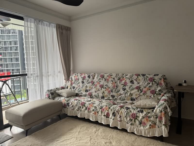 Parc Central Residences, 119 Tampines Street 86, Room Rental, 91 sqft, Executive Condominium For Rent, by Evelyn Evelyn, 25640181 - Living Room - PropertyGuru.com.sg