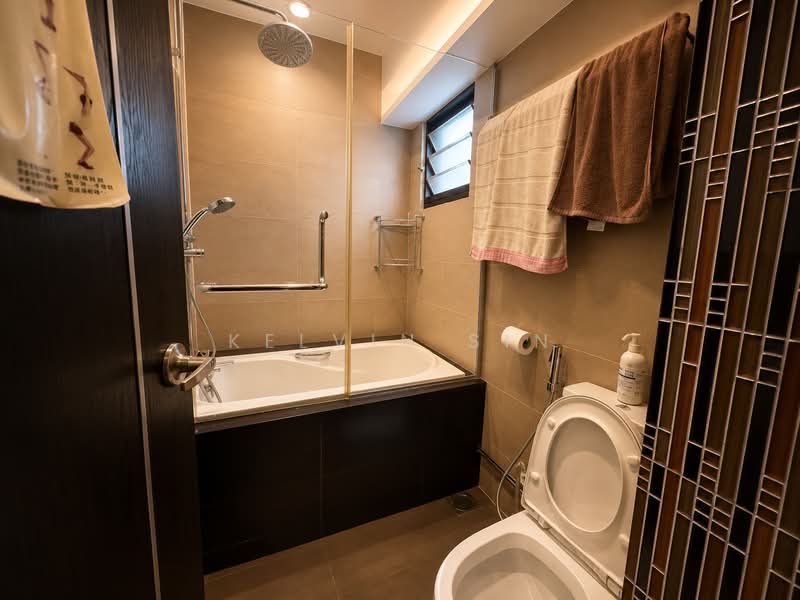 654C Jurong West Street 61, 654C Jurong West Street 61, 3 Bedrooms, 1,184 sqft, HDB Flat For Sale, by Kelvin Sin, 25640213 - Bathroom - PropertyGuru.com.sg