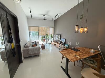 For Sale - R Maisons (The Maisons)