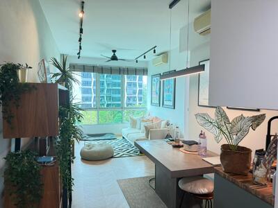 For Sale - Tree House