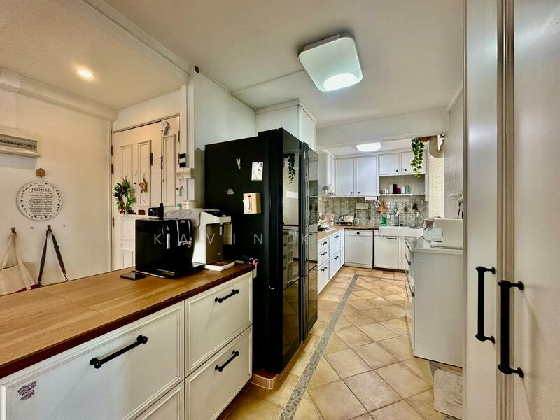 5 Farrer Road HDB Flat For Sale at S$ 1,080,000 | PropertyGuru Singapore