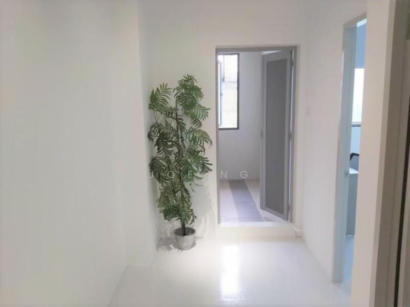 Woodlands 11, 11 Woodlands Close, 250 sqft, Light Industrial (B1) For Rent, by Joe Ng, 25640994 - CommercialGuru.com.sg