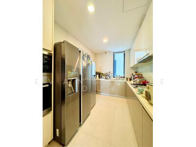 For Sale - d'Leedon (Former Farrer Court)