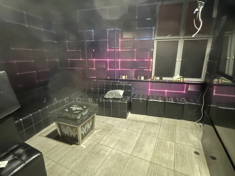 Bugis dance club/ karaoke/ KTV/ flower joint, Beach Road / Bugis / Rochor, 2,200 sqft, Food & Beverage For Rent, by Jacqueline Sng, 25641096 - CommercialGuru.com.sg
