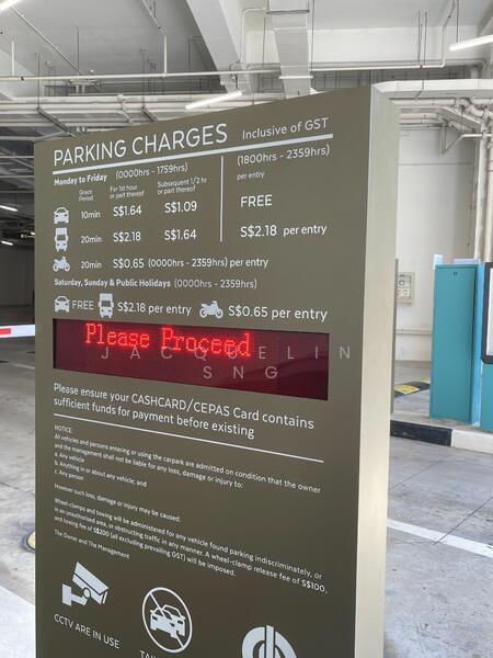 Foodcourt in prime location for takeover, , 7,400 sqft, Food & Beverage For Rent, by Jacqueline Sng, 25641128 - CommercialGuru.com.sg
