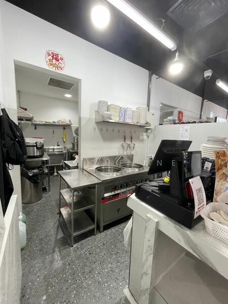 Foodcourt in prime location for takeover, , 7,400 sqft, Food & Beverage For Rent, by Jacqueline Sng, 25641128 - CommercialGuru.com.sg