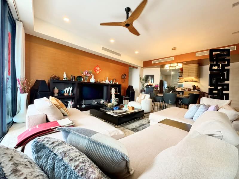 For Sale - d'Leedon (Former Farrer Court)