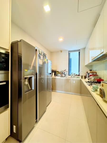 For Sale - d'Leedon (Former Farrer Court)