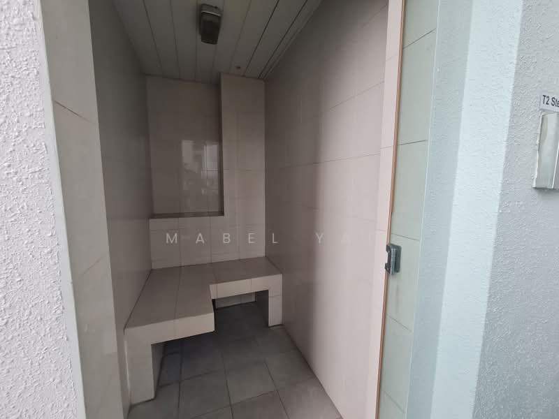 Icon, 10 Gopeng Street, 2 Bedrooms, 904 sqft, Apartment For Rent, by Mabel Yap, 25641448 - Steam room - PropertyGuru.com.sg